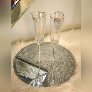 6pc Gold Mirrored Sparkle Table Mats. New in the Box, without Tags. Never used